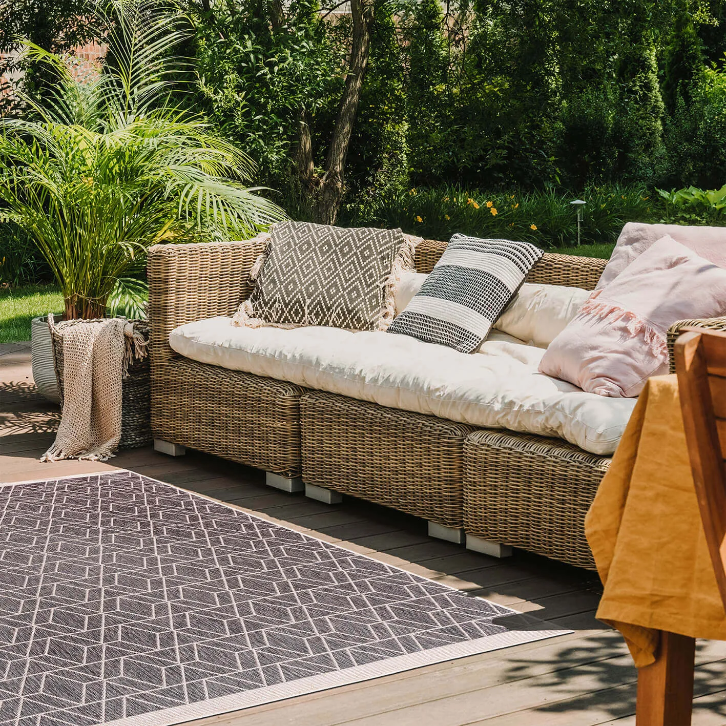 Duo Weave Outdoor Rug Diamonds