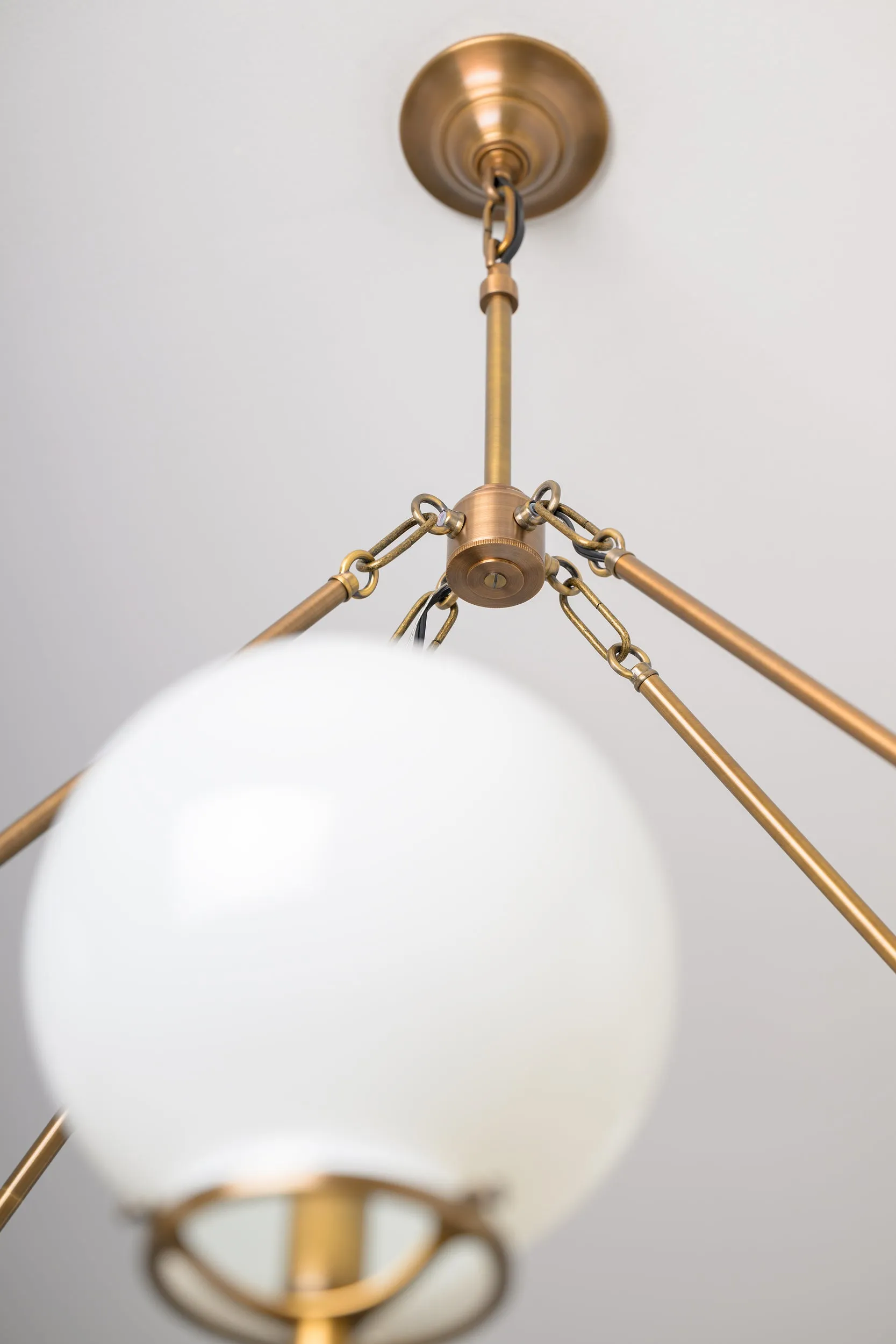 Hamilton (Opal) | Grand Oval Chandelier