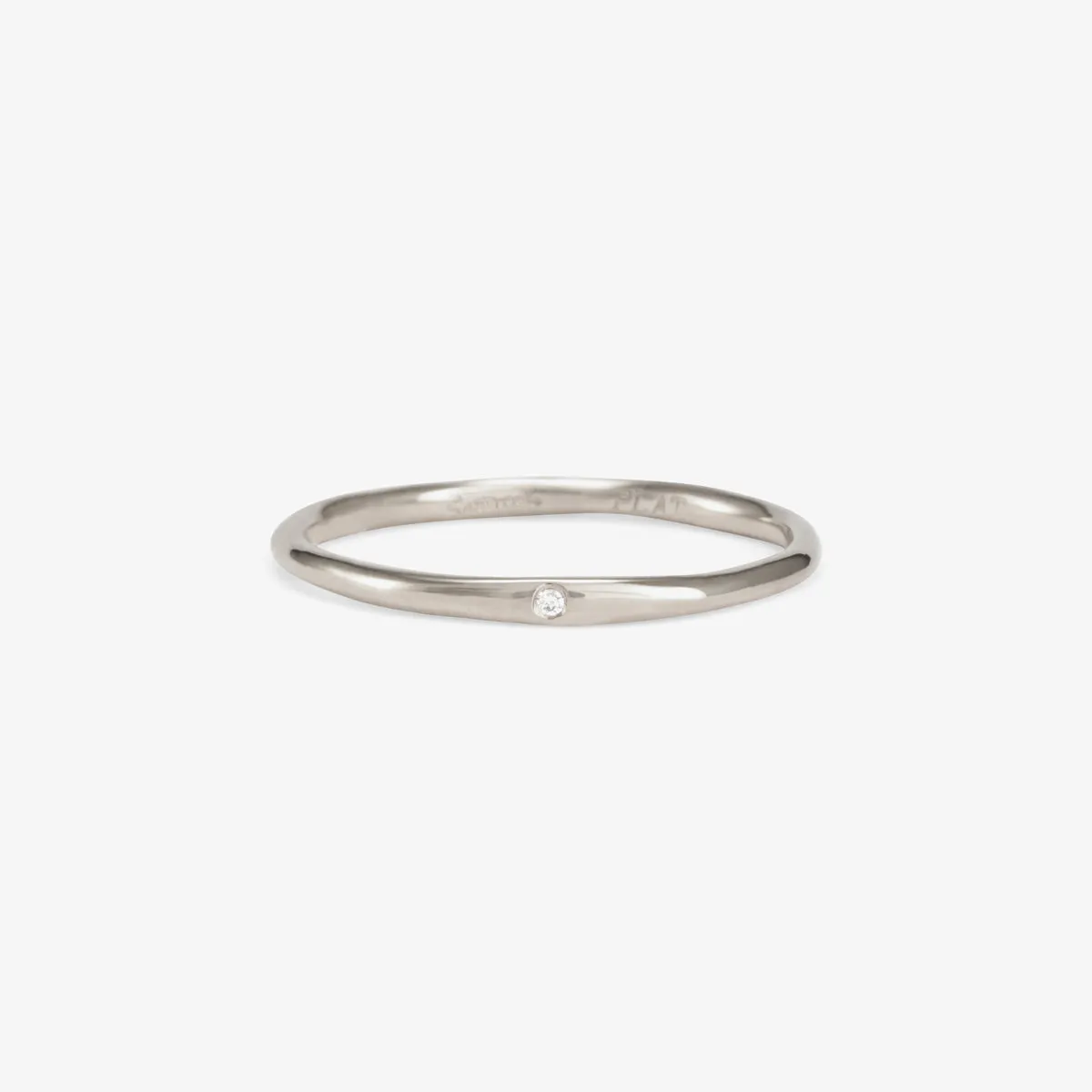 R0201W | Single Diamond Band