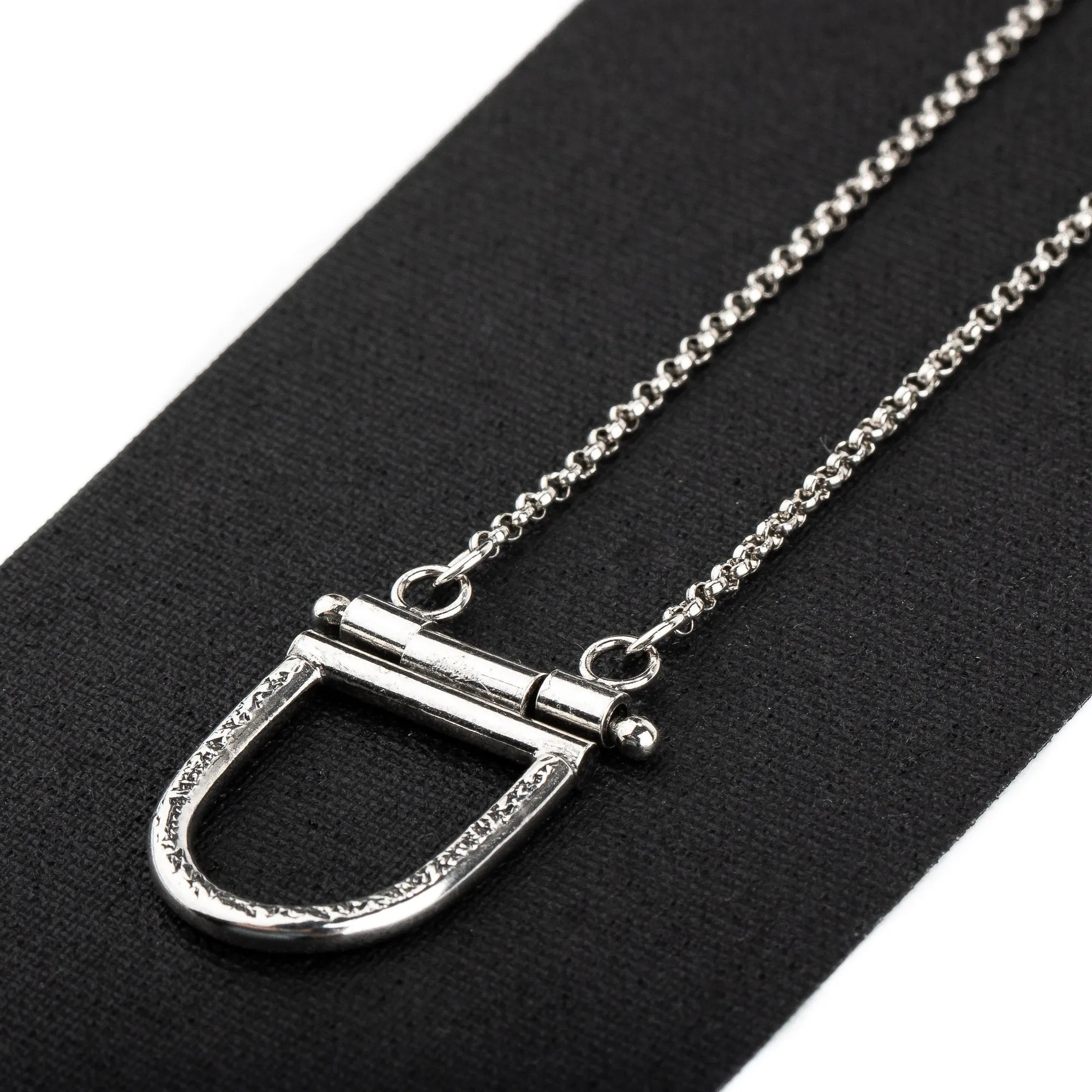 The Arch Necklace