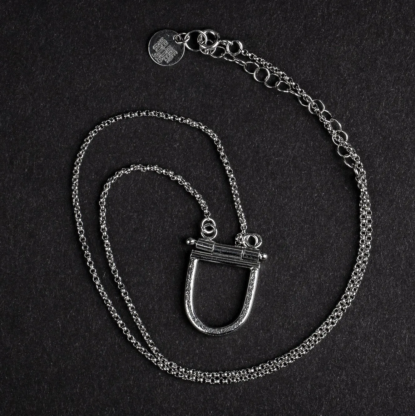 The Arch Necklace