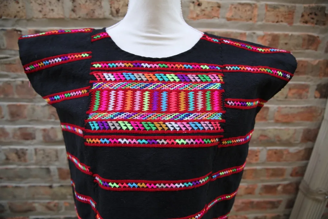 Vibrant "Triqui" Blouse