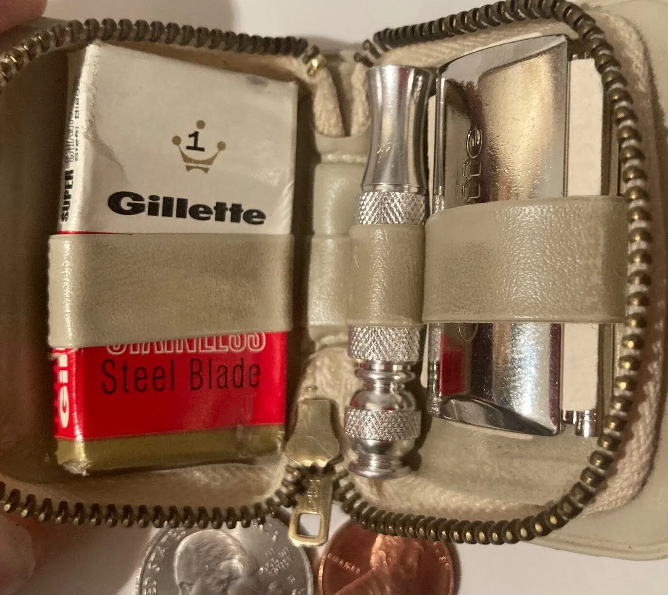 Vintage Gold Bag with Gillette Travel Razor and Stainless Steel Razor Blades in Shiny Gold Case, Nice